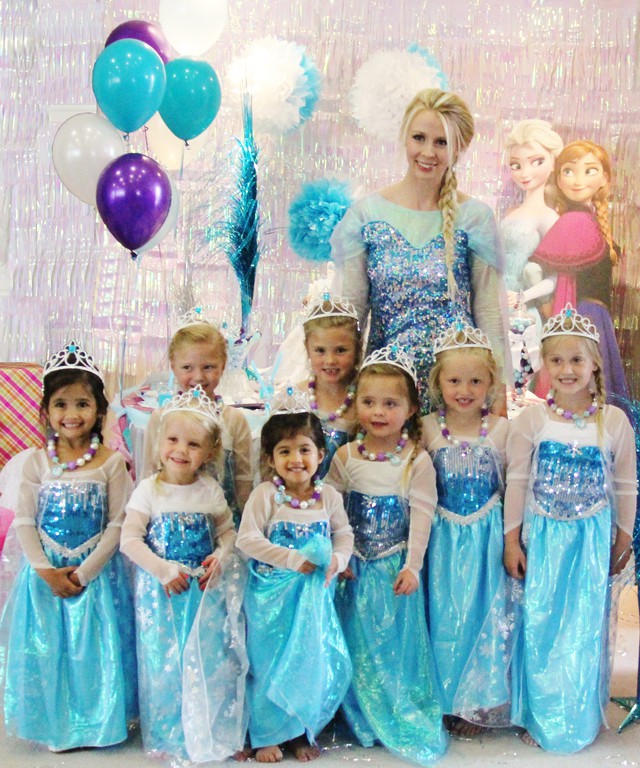 Disney đã bán được 3 triệu bộ váy Elsa ở
thị trường Bắc Mỹ