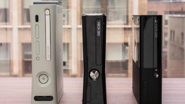 Microsoft chưa bao giờ ra mắt một sản phẩm máy chơi game cầm tay để cạnh tranh với PlayStation Portable hay Nintendo DS, nhưng đội ngũ Xbox trong quá khứ đã từng nảy sinh ra ý tưởng về một chiếc máy chơi game cầm tay có tên 