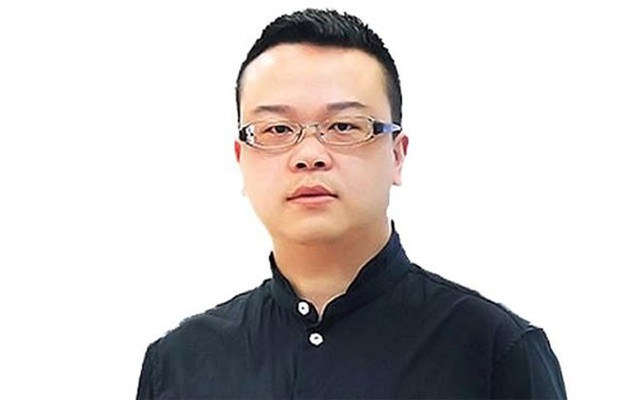5. Lin Qi</p></div><div></div></div><p> </p><p><i>Giá trị tài sản ròng: 2,2 tỷ USD</p><p>Quốc gia: Trung Quốc</p><p>Nguồn gốc tài sản: Tự thân</p><p></i></p><p>Doanh nhân công nghệ Trung Quốc Lin Qi là nhà sáng lạp Youzu Interactive, một công ty web và trò chơi trực tuyến đang phát triển nhanh có trụ sở ở Thượng Hải. Công ty này sản xuất trò chơi cho cả thị trường trong và ngoài nước như Bắc Mỹ. Năm 2014, Youzu được Susino Umbrella mua lại hoàn toàn bằng cổ phiếu. Năm nay 34 tuổi, Lin sở hữu khoảng 100,9 triệu cổ phiếu Youzu, trị giá khoảng 2,2 tỷ USD.