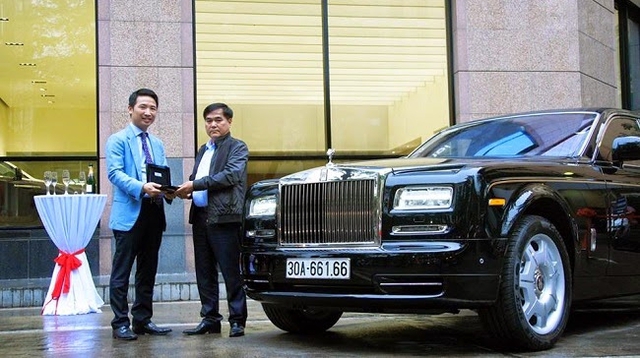 Điểm mặt xế hộp RollsRoyce mạ vàng biển khủng tại Việt Nam  Báo điện tử  VnMedia  Tin nóng Việt Nam và thế giới