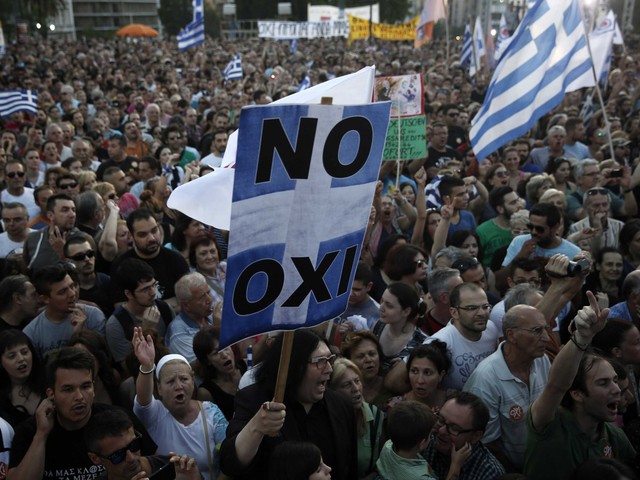 Greece referendum demonstrations