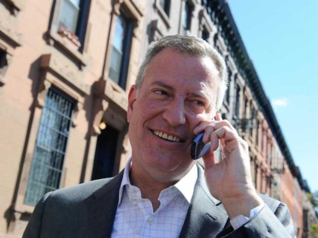 New York City Mayor Bill De Blasio rocked a flip phone on the campaign trail last year.