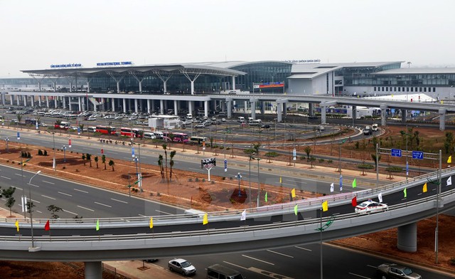 Đường Võ Nguyên Giáp kết nối cầu Nhật Tân với nhà ga T2 mới của sân bay quốc tế Nội Bài. (Ảnh: Huy Hùng/TTXVN)