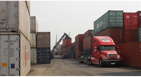 Doanh nghiệp “kêu trời” vì quy định cân toàn bộ container