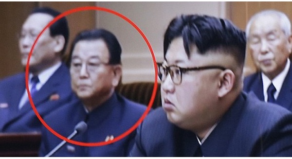 Kim Jong-un xử bắn quan chức bộ giáo dục vì ngồi không ngay ngắn và ngủ gật khi họp