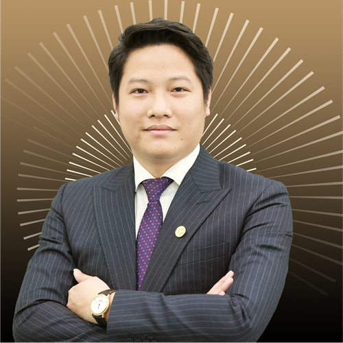 CEO Bùi Thế Quyền
