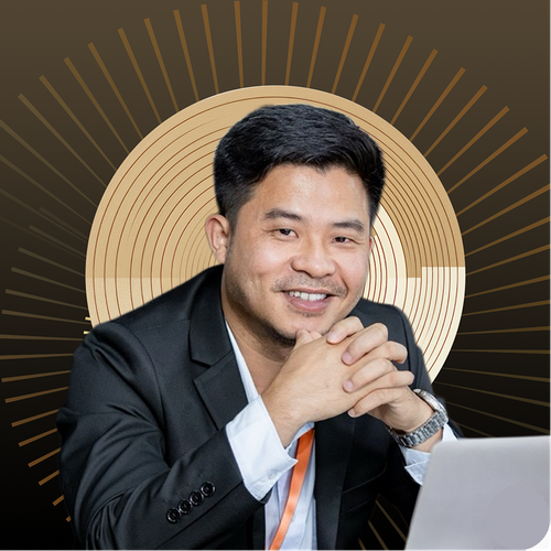 CEO Phạm Văn Khanh
