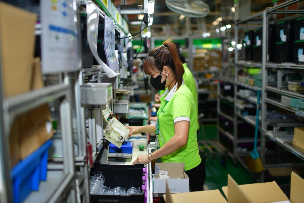 Tổng giám đốc Schneider Electric Việt Nam và Campuchia: Mở khóa sản xuất công nghiệp tại Việt Nam không thể thiếu AI- Ảnh 6. Tổng giám đốc Schneider Electric Việt Nam và Campuchia: Mở khóa sản xuất công nghiệp tại Việt Nam không thể thiếu AI- Ảnh 6.