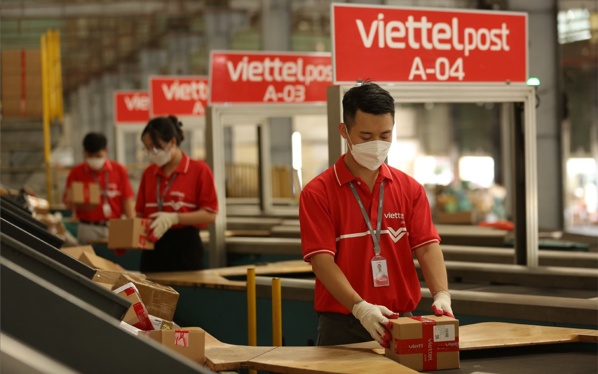 Viettel Post lãi lớn trước khi chuyển sàn