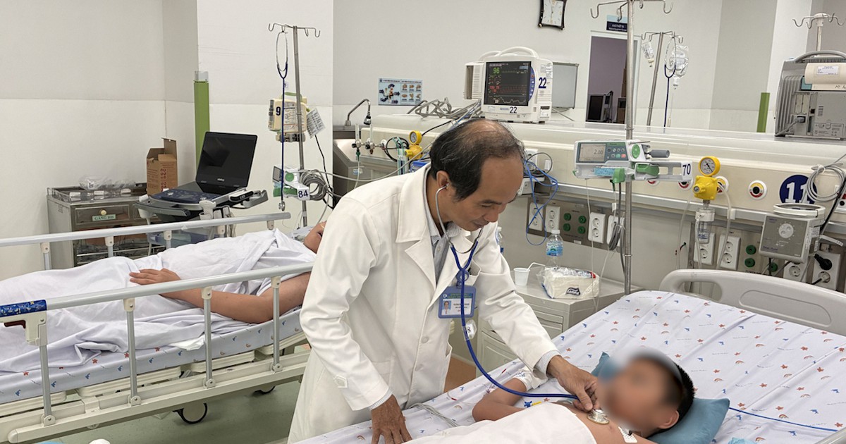 Nhiều bệnh truyền nhiễm cùng tăng ở TP.HCM, nguy cơ "dịch chồng dịch"