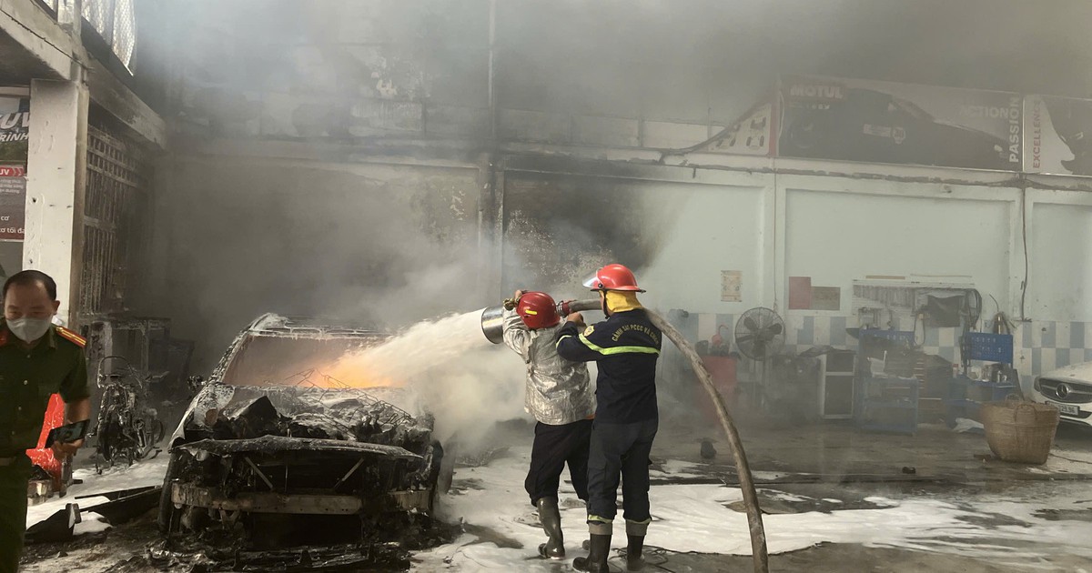 Công an TP.HCM thông tin vụ cháy gara ô tô cạnh trường mầm non
