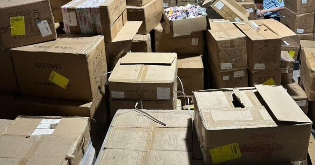 Phát hiện hơn 233.000 sản phẩm mỹ phẩm trôi nổi, trị giá hơn 10 tỷ đồng