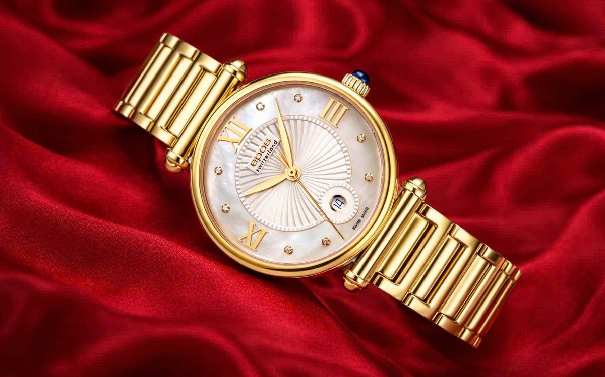 Đồng hồ nữ – món quà 20/10 thiết thực với ưu đãi tới 50% từ Đăng Quang Watch