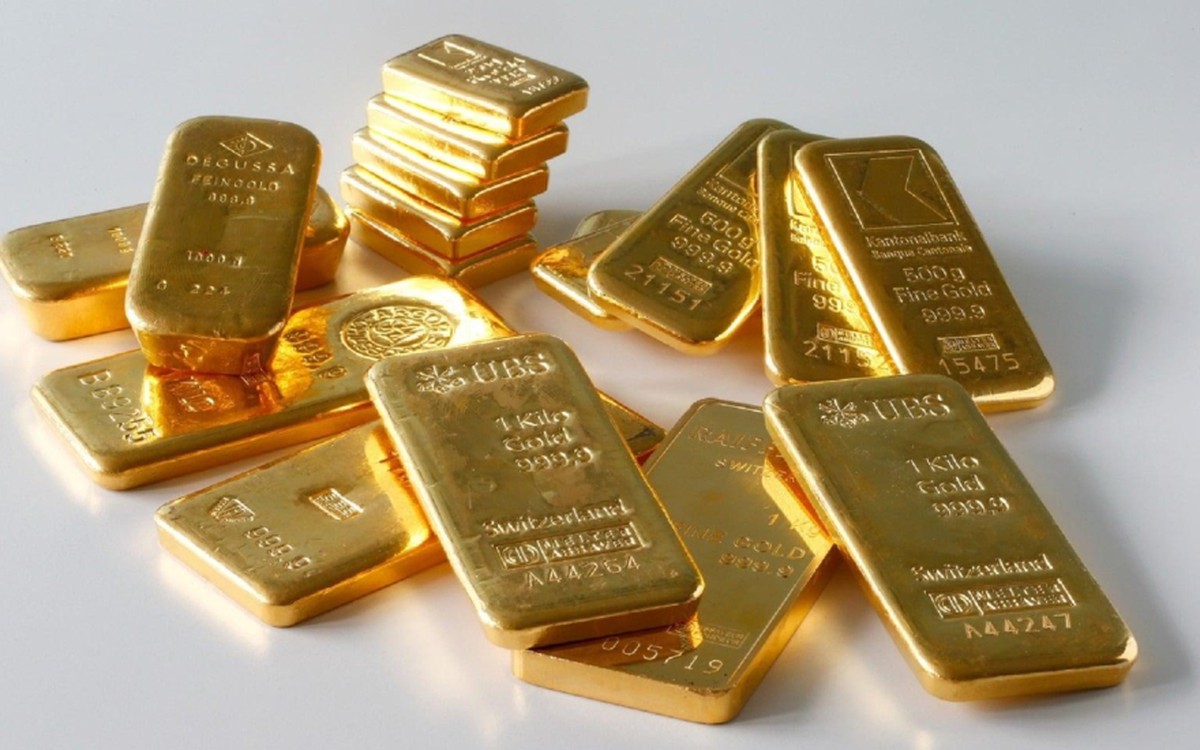 Giá vàng hôm nay 15/10: Thế giới mất 54 USD/oun...