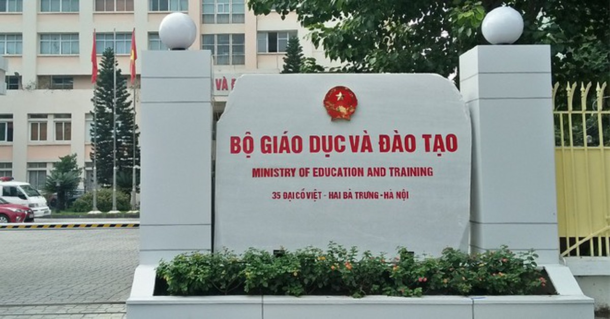 Bộ GD&ĐT sáp nhập, chuyển giao hàng loạt trường