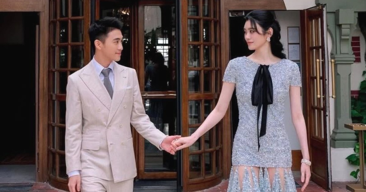 Mỹ nhân SN 1989 vừa làm đám cưới với thiếu gia bất ngờ được nhiều người tìm kiếm, hiện sống trong căn hộ thông tầng hơn 300 tỷ nhìn thẳng ra sông