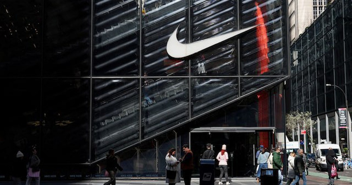 Nike làm sao thế?