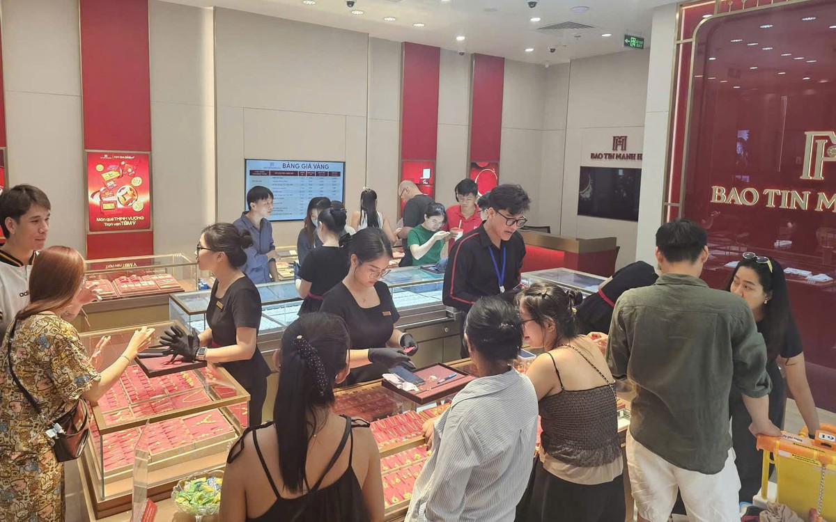 Mua vàng bằng ví điện tử: Luật đã cho phép, vì ...