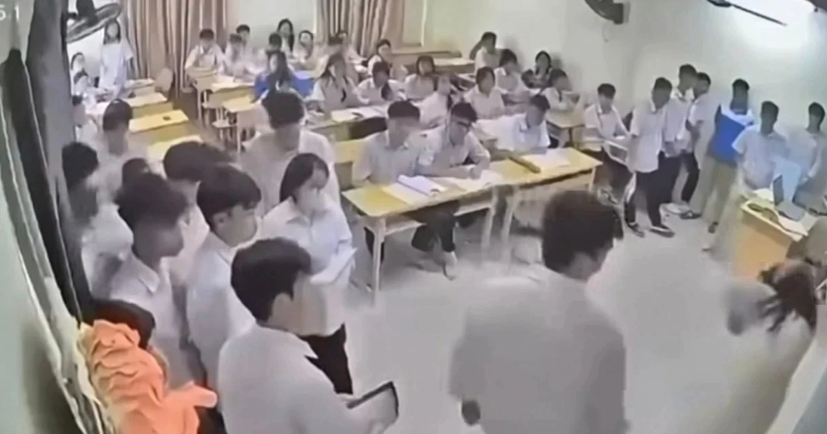 Bắt khẩn cấp nam sinh hành hung cô giáo trong lớp: Sở GD&ĐT Hà Nội lên tiếng