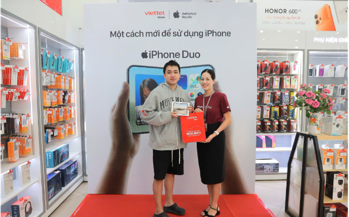 Viettel Store chính thức mở bán iPhone Duo