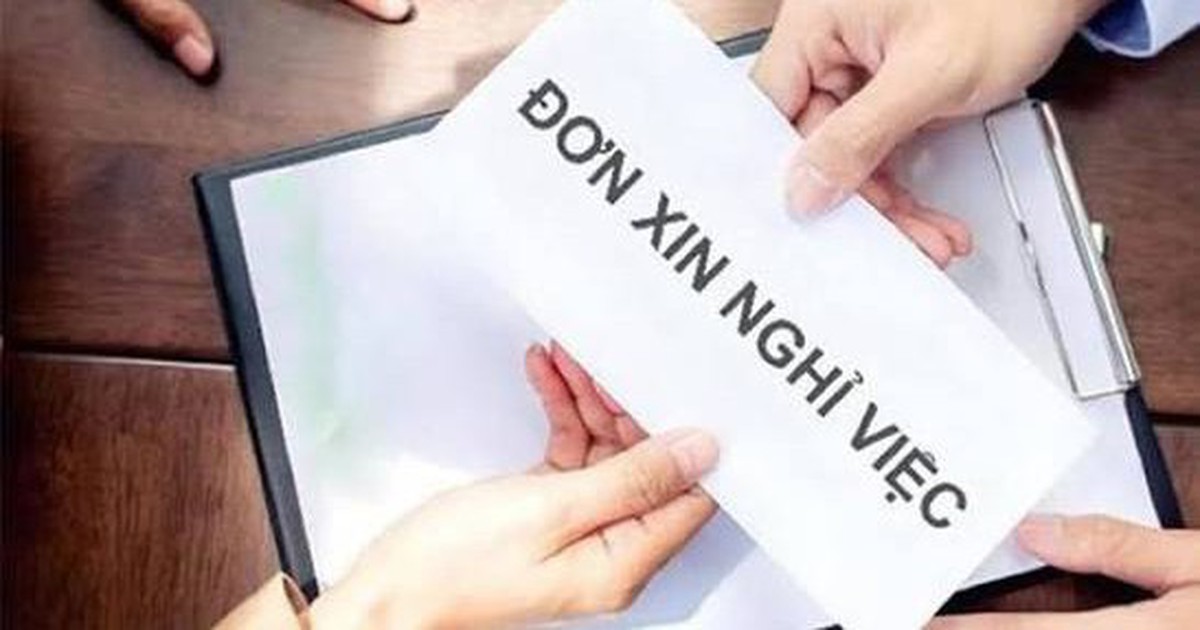 Hơn 1.000 cán bộ nhân viên tại một ngân hàng Việt nghỉ việc, chiếm gần 30% tổng quy mô nhân sự