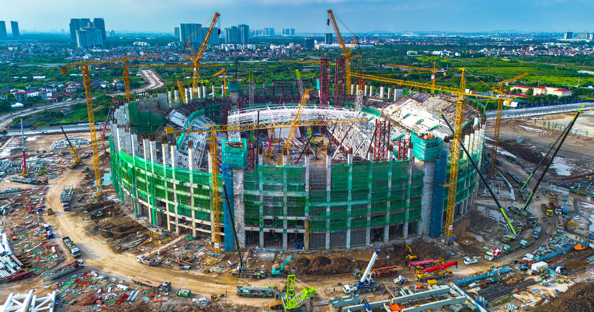 Nhật Bản mất 3 năm, Mỹ mất 4 năm nhưng Việt Nam chỉ cần khoảng 17 tháng để hoàn thành siêu công trình lớn gấp 1,5 lần Mỹ Đình