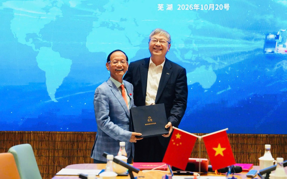 Đại gia Vũ Văn Tiền bắt tay tập đoàn ô tô Trung...