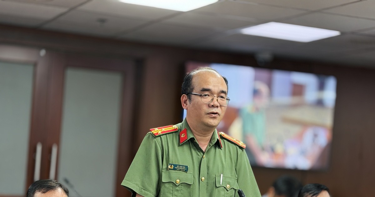 Cảnh báo chiêu trò lừa đảo kiểu mới qua livestream "khui ngọc trai, cào vé số"