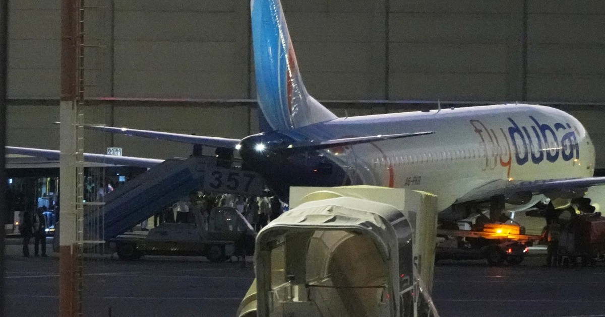 Cơ phó Flydubai từng bị hàng không Oman sa thải vì quan điểm cực đoan