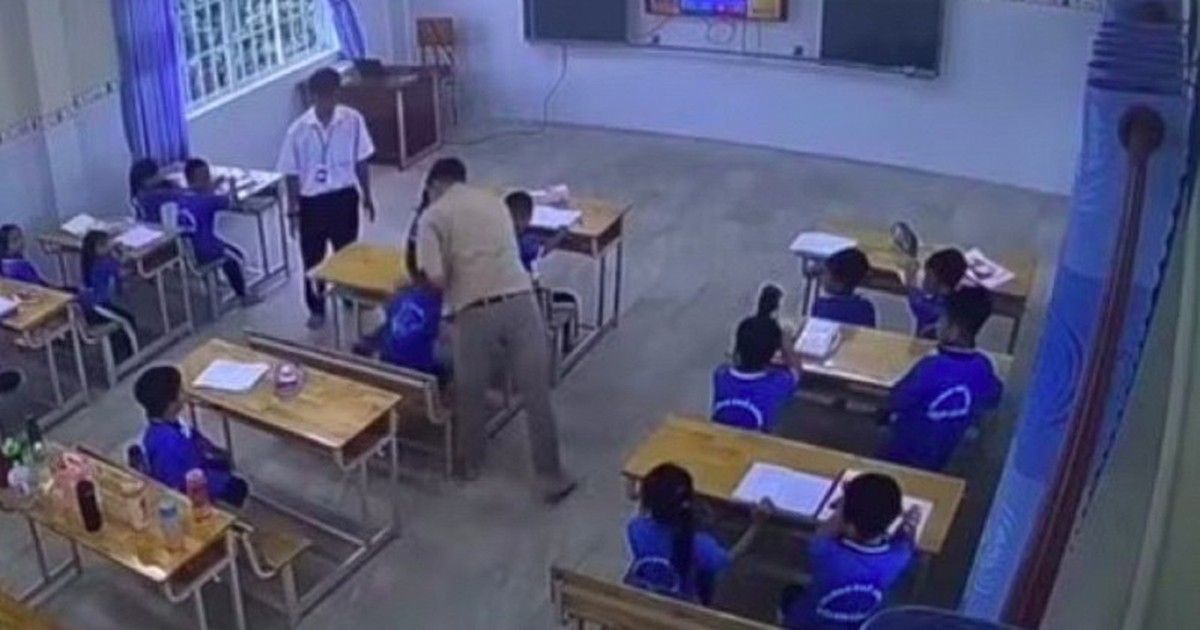 Thầy giáo người nước ngoài tát, túm cổ học sinh lớp 2 trong 8 phút cuối tiết: Nhà trường nói gì?