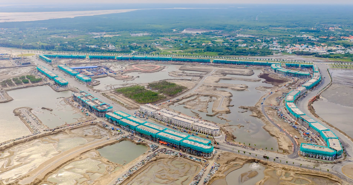 Vingroup của tỷ phú Phạm Nhật Vượng đang xây hơn 20 đại dự án trên cả nước, một doanh nghiệp đối tác cần tuyển 15.000 lái xe, lái máy