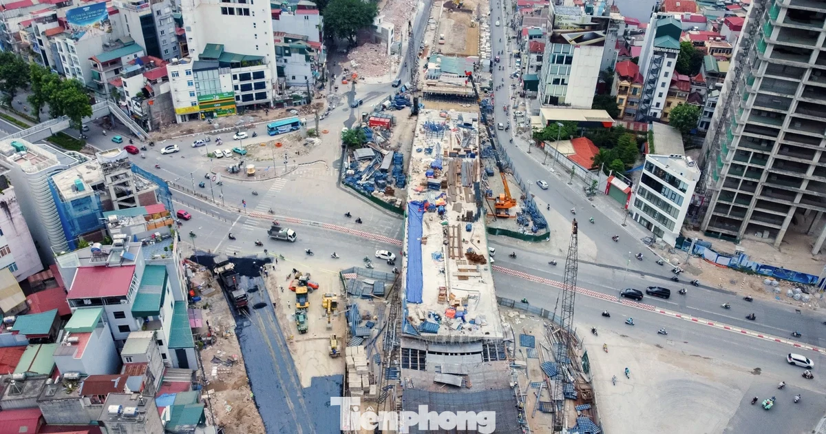 Hiện hình hài hai cầu vượt trên đường Vành đai 1 Hà Nội