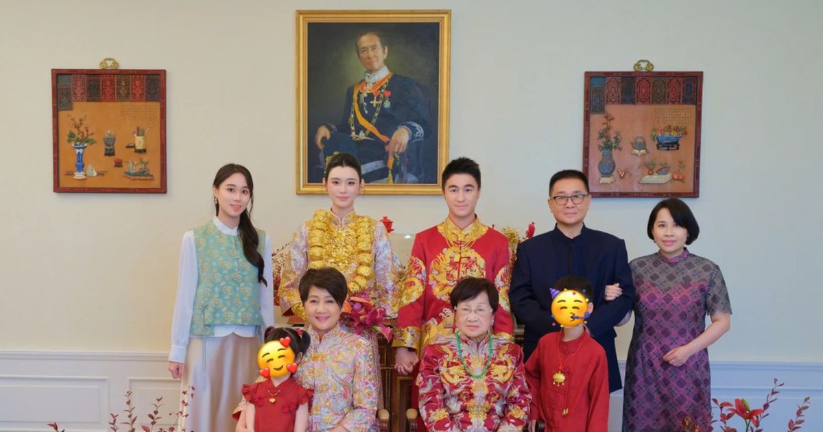 Ái nữ vua sòng bài Hà Siêu Hân bất ngờ khoe loạt ảnh đám cưới anh trai: Đại gia đình 4 thế hệ hội tụ, cô dâu đeo cả "núi" vàng