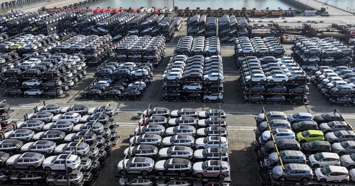 Xe nhập giảm giá 90 triệu: Công nghiệp phụ trợ mất đi những gì?
