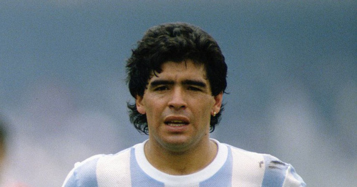 Công tố viên cáo buộc bác sĩ bỏ mặc Maradona đến chết, đề nghị 12 năm tù