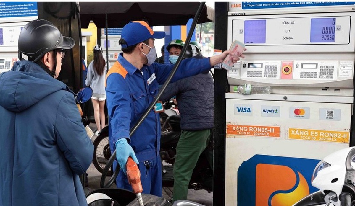 Người dân chú ý: Hành vi này liên quan đến xăng dầu có thể bị phạt đến 5 tỷ đồng, thậm chí phạt tù 15 năm