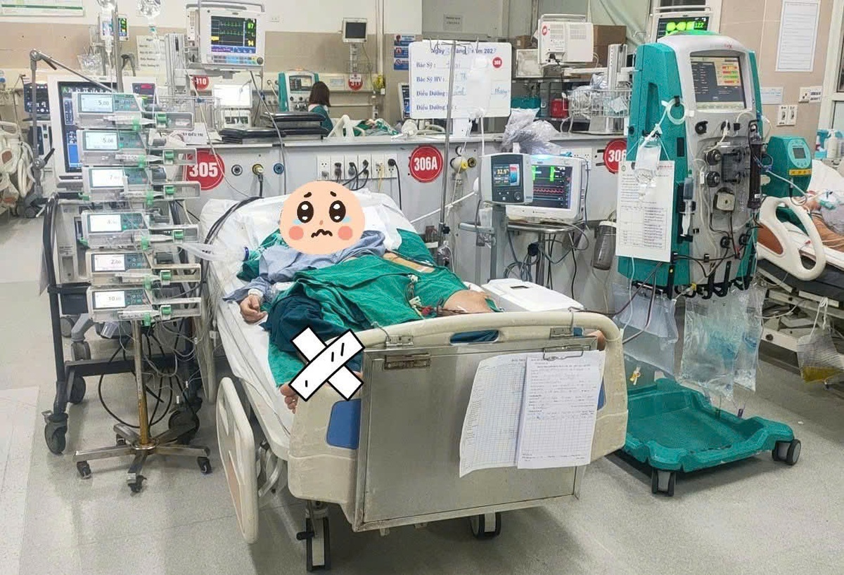 Nóng: Toàn bộ ê-kip bác sĩ Bệnh viện Bạch Mai dốc sức cấp cứu nữ sinh 17 tuổi mắc căn bệnh hiếm gặp bậc nhất thế giới