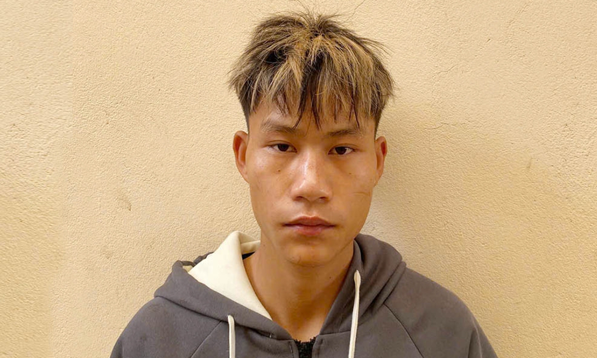 Bắt giam nam thanh niên ném đá làm hư hỏng ô tô