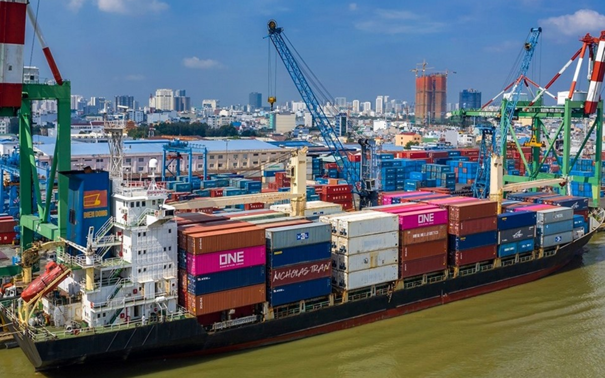 Doanh nghiệp TP.HCM điều chỉnh kế hoạch sản xuất ứng phó với xung đột Trung Đông