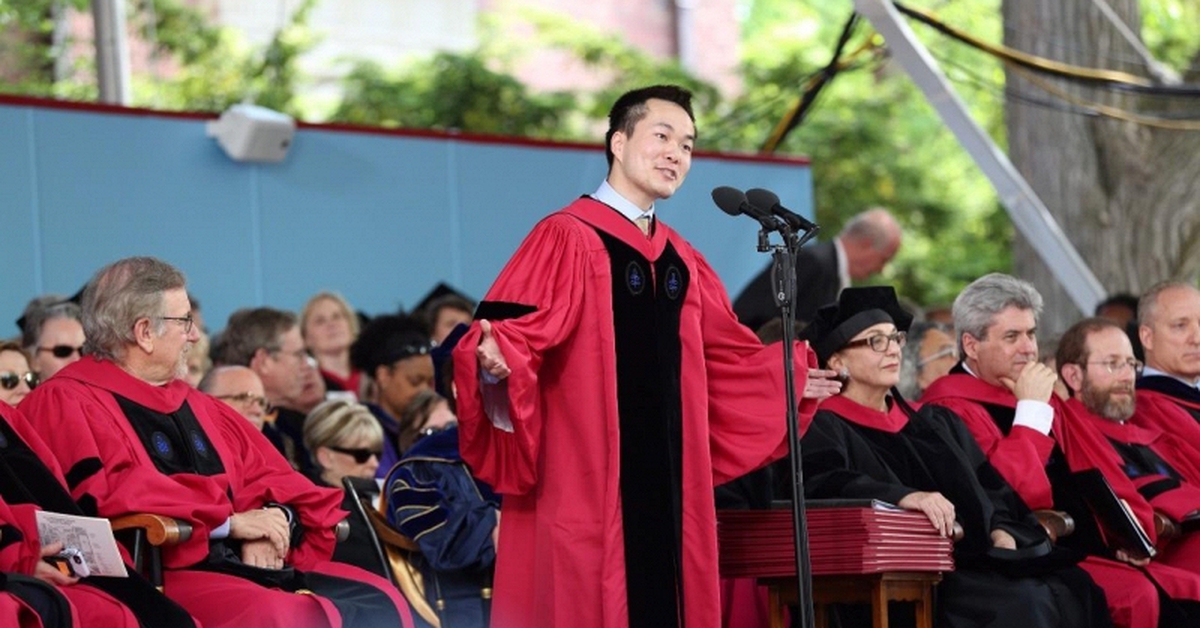 Bố mẹ làm nông, con trai trúng tuyển Harvard: Giờ là CEO công ty công nghệ sinh học, doanh thu hơn 860 tỷ đồng/năm