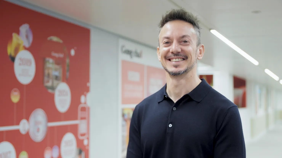 Nhân viên ngân hàng bỏ việc đi bán trà sữa, thu về hàng trăm triệu USD mỗi năm