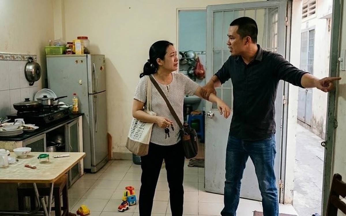 Từ ngày 1.5, chồng ép vợ nghỉ làm, ở nhà nội trợ bị phạt đến 10 triệu đồng