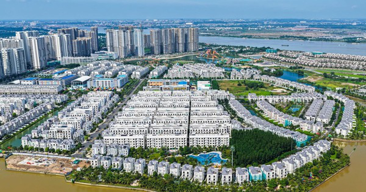 Không tin nổi: Biệt thự, nhà phố TP.HCM bán chạy chưa từng thấy trong 5 năm qua, gấp 31 lần năm ngoái