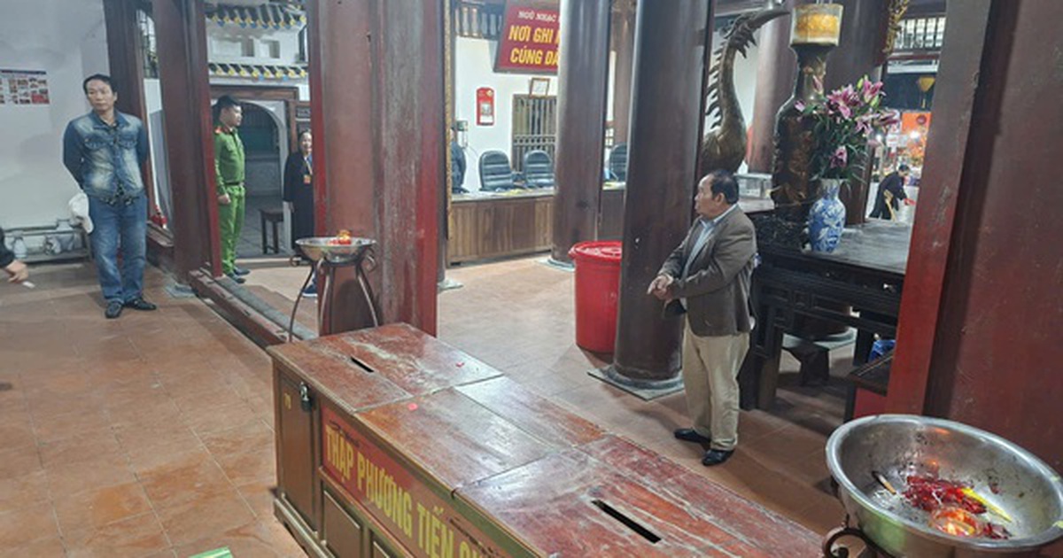 Móc túi khách hành hương tại chùa Hương, người đàn ông 72 tuổi bị khởi tố