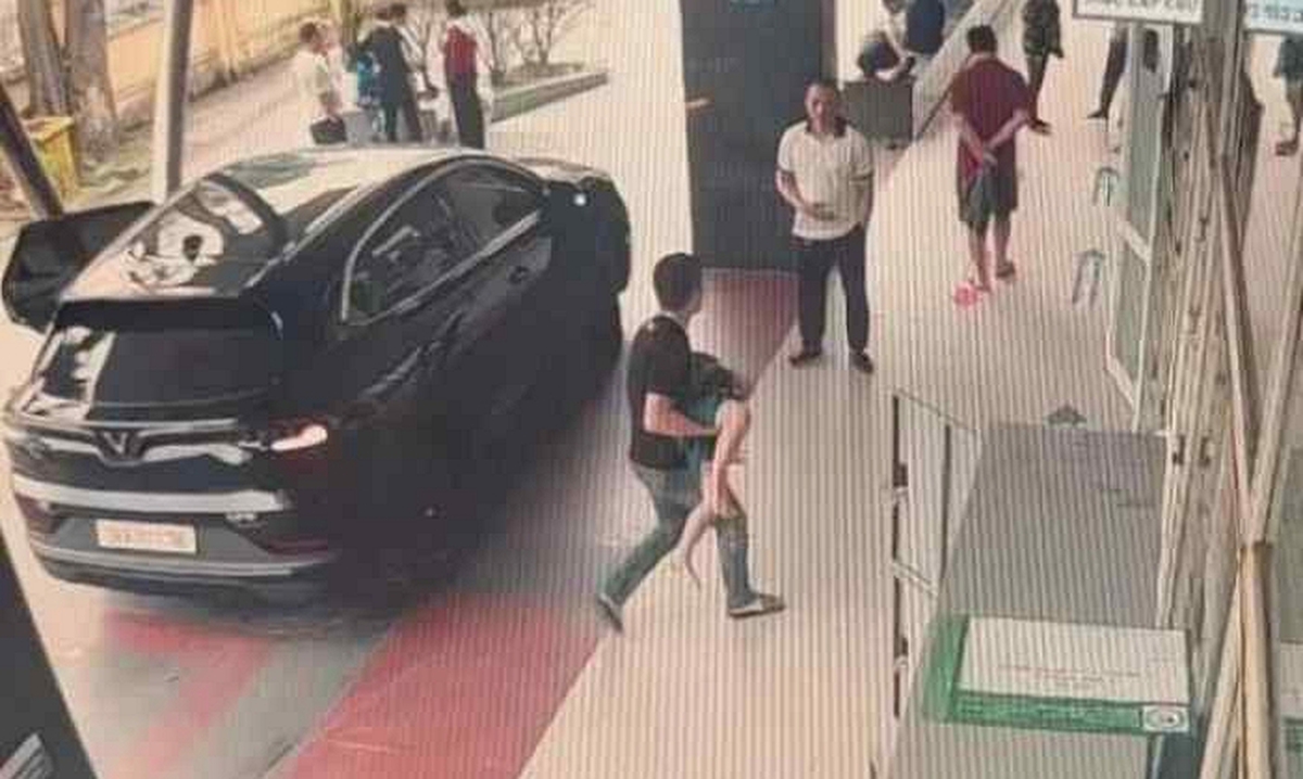 Cục CSGT hướng dẫn cách "thoát phạt nguội" trong tình huống khẩn cấp, tất cả tài xế cần biết