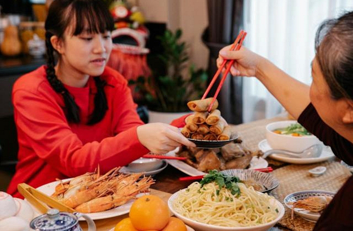 Sáng nào cũng tự nấu ăn cho gia đình, một gia đình 3 người đều bị ung thư tuyến tụy: Bác sĩ cảnh báo đừng mua loại thịt này