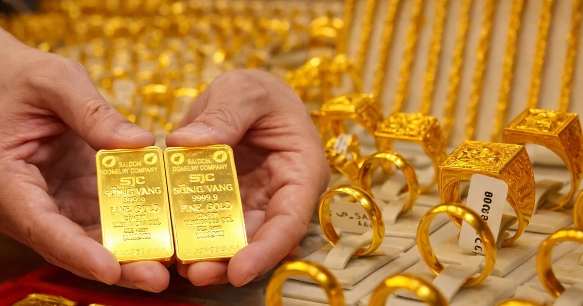 Giá vàng đồng loạt tăng rất mạnh