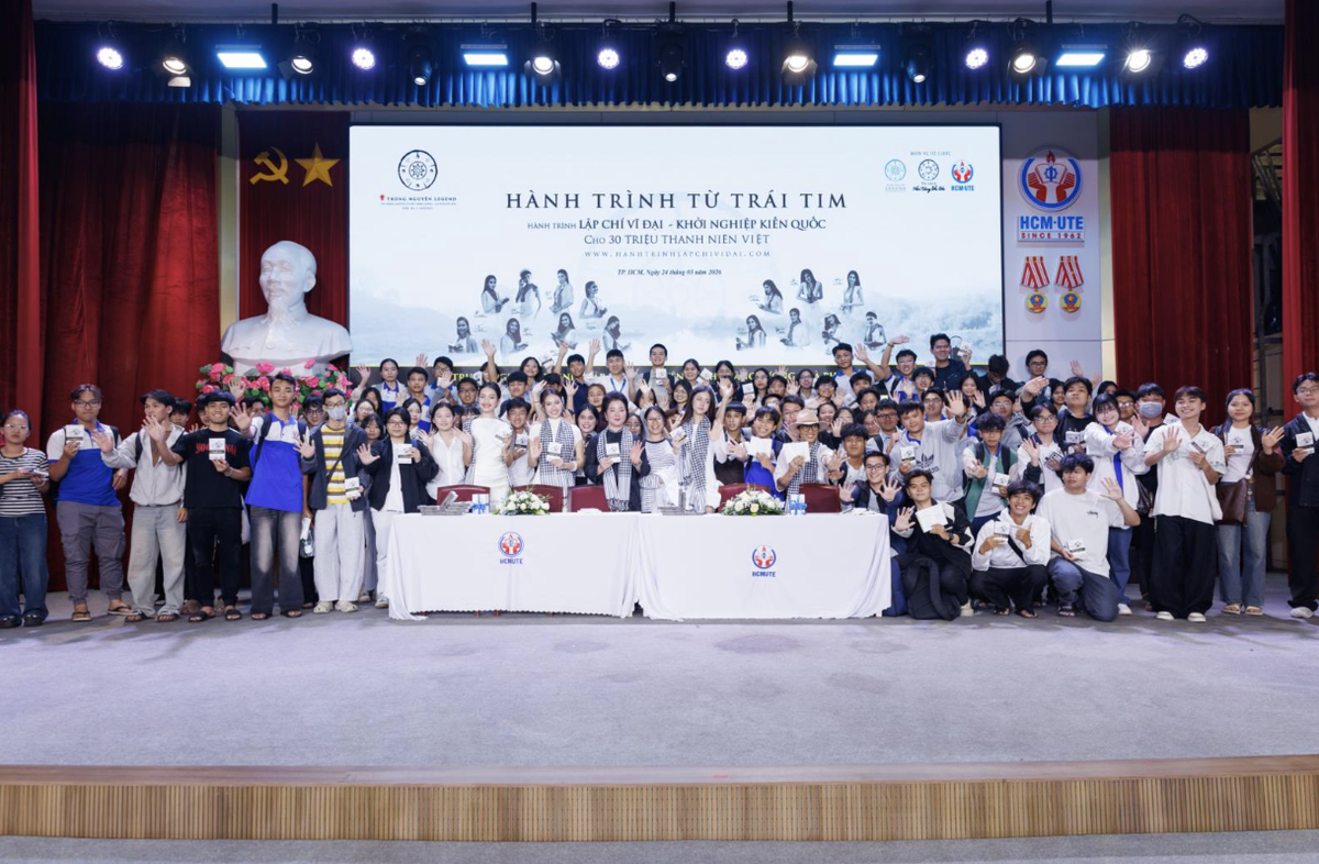 Các hoa hậu, nghệ sĩ lan tỏa tri thức và khát vọng tại Hành trình Từ Trái Tim
