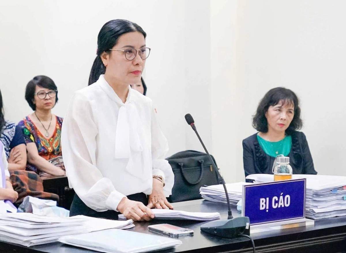 Cựu hiệu trưởng ở Hà Nội trong vụ thu sai tiền dạy thêm: "Trong 4 yếu tố cấu thành tội phạm, tôi vi phạm điều nào?"