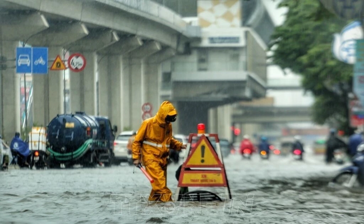 Đề xuất chi 20.000 tỷ giải quyết úng ngập nội thành Hà Nội